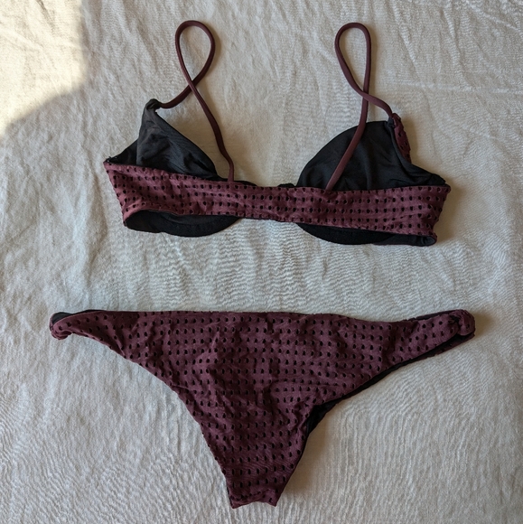 Acacia merlot mesh set Manhattan top knot side bottom, size Small - Picture 2 of 3
